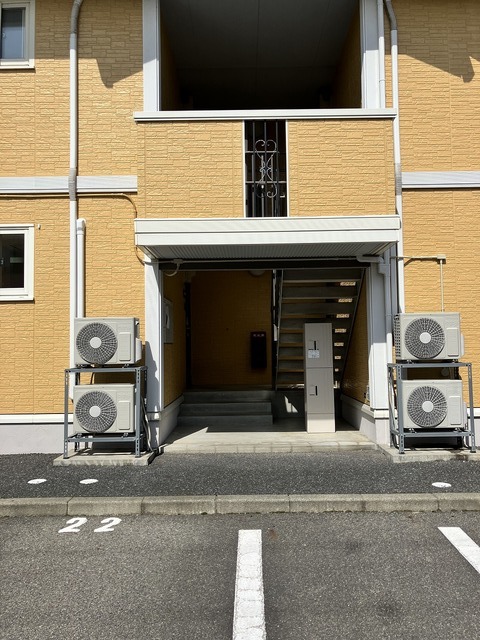 アトリオ小新　Ｂ 101 玄関