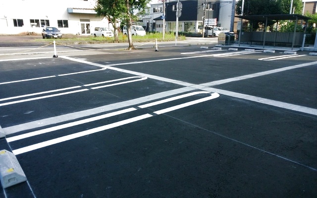スクーデリア 105 駐車場