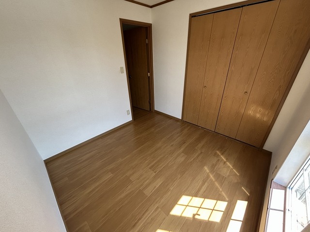アドリセンス弐番館 202 リビング