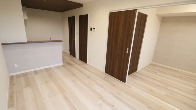 Common北葉町 303 リビング