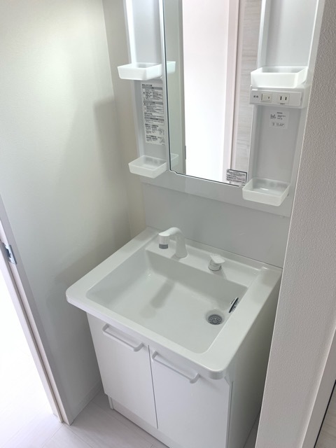 クオリティ加賀ＡＢ A202 洗面所