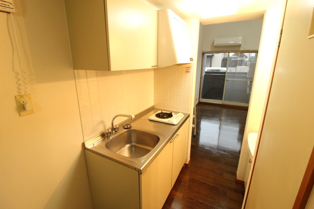 ＳＡＪＡ－ＷＥＳＴ 104 キッチン