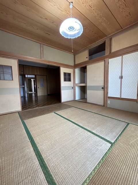 仲町２丁目貸家 0 リビング