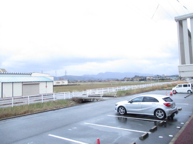 イーストヴィレッジ　A 202 駐車場