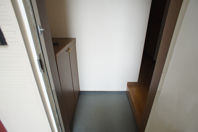 すずらん　Ｂ棟 105 玄関