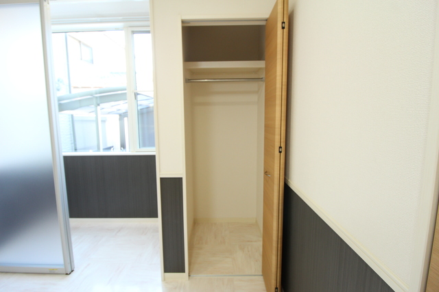 グランソレーユＤ棟 105 収納
