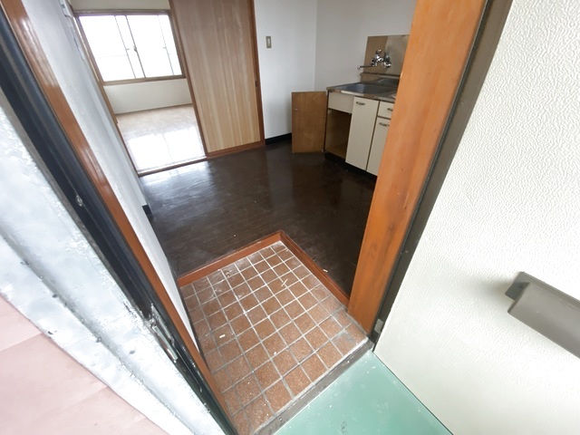 メモリー 205 玄関