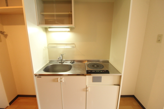 ワンノール米山B 302 キッチン