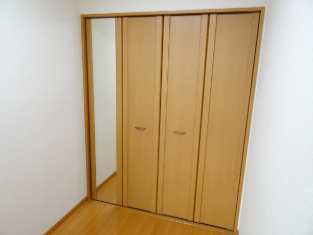 リベルタ川端Ｉ 105 収納
