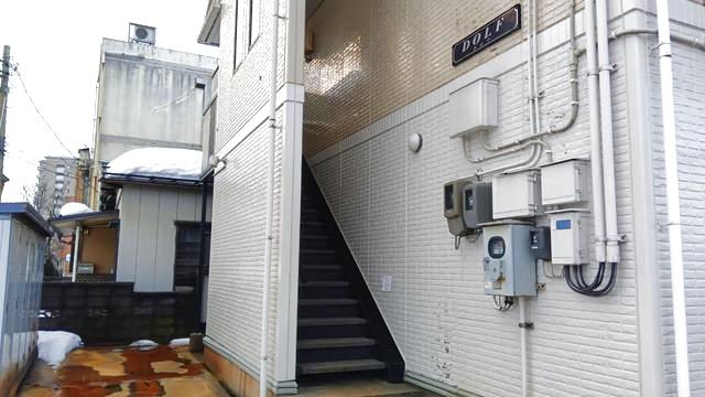 ドルフ 101 玄関