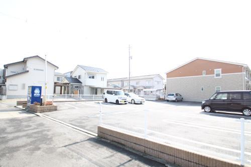 フレスクーラ 202 駐車場