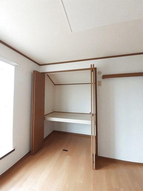 アン　ソレイエ　Ａ 201 収納