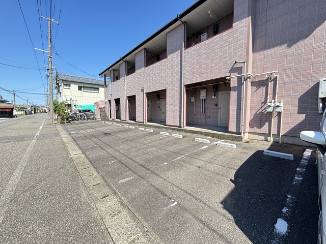 サンハイム 104 駐車場