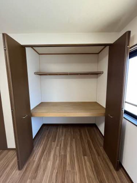 エマーブル　B 203 収納