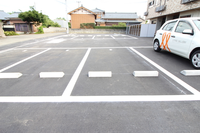 アレンデール 203 駐車場