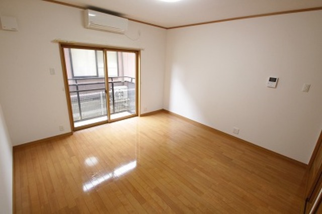 Ｙ’ｓ　ｒｏｏｍ 102 リビング