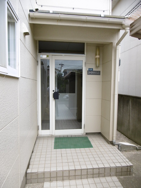 シーサイドパレス 101 玄関