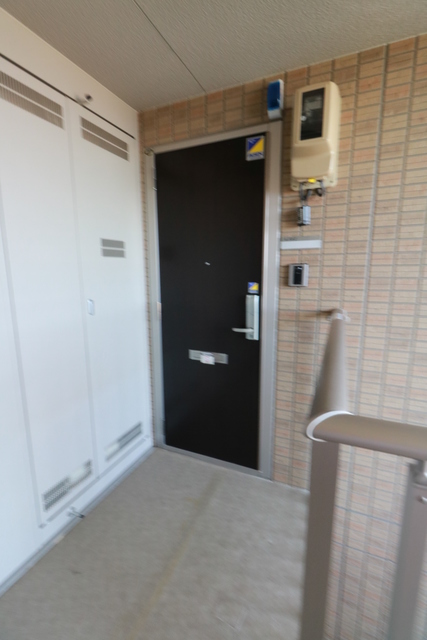 ジュピター　A 302 玄関