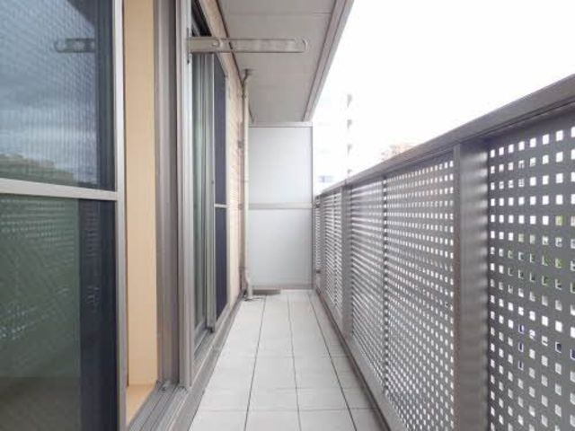 べレオ南笹口　Ⅰ 302 バルコニー