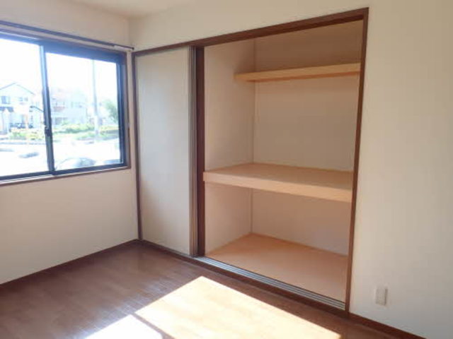 サンモール新潟 102 収納