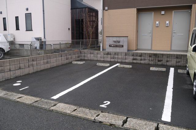 ステューディオ　ウィロー 102 駐車場