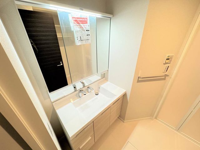 シャーメゾン関屋 101 洗面所
