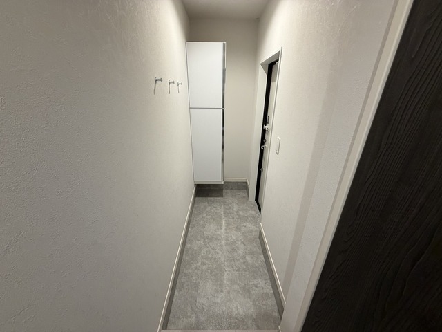 ラフィネ東大畑通 302 玄関