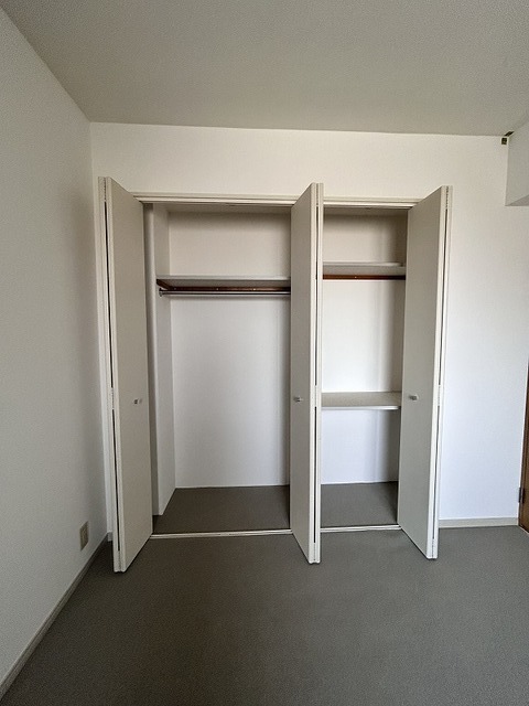 川端町パークハイツ 1301 収納