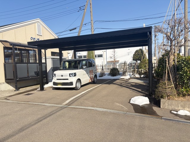 クオリティハウス 0 駐車場