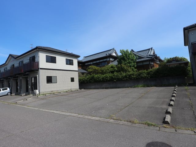 ハイツめぐみ3 B 駐車場