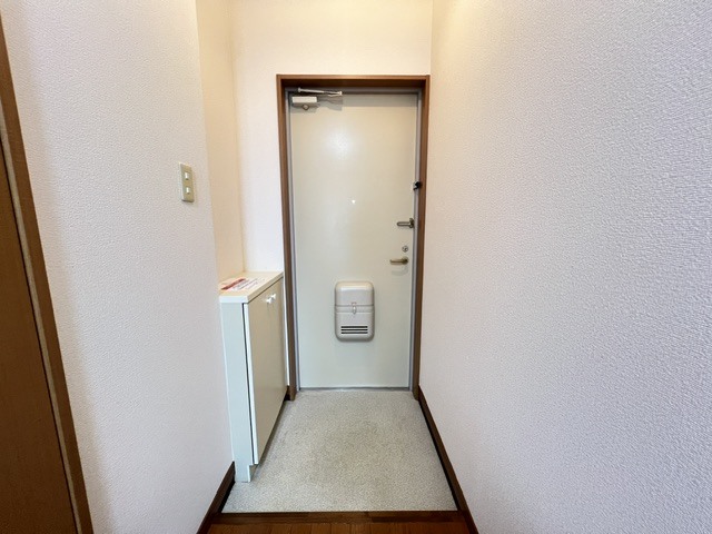 T.Kビル 305 玄関