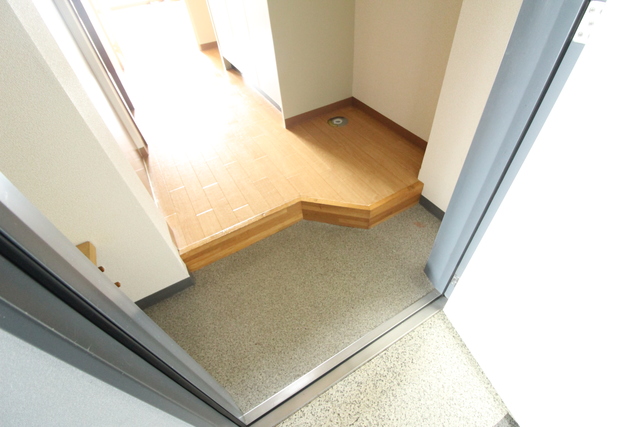ワンノール米山B 317 玄関