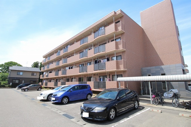 リヴェールあおば 307 駐車場
