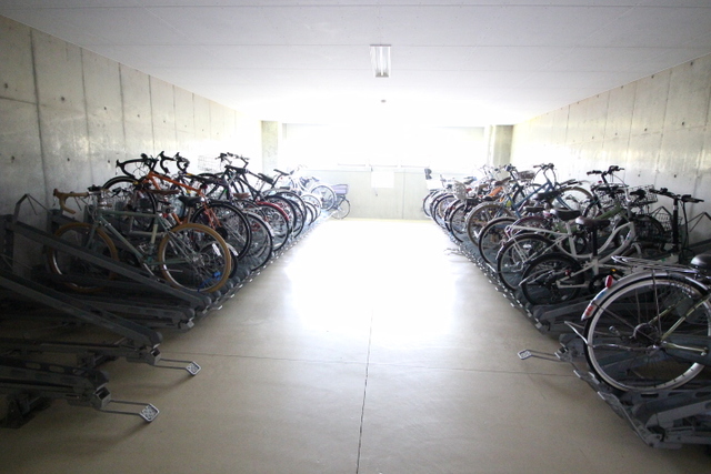 ダイアパレス川端町 502 駐車場
