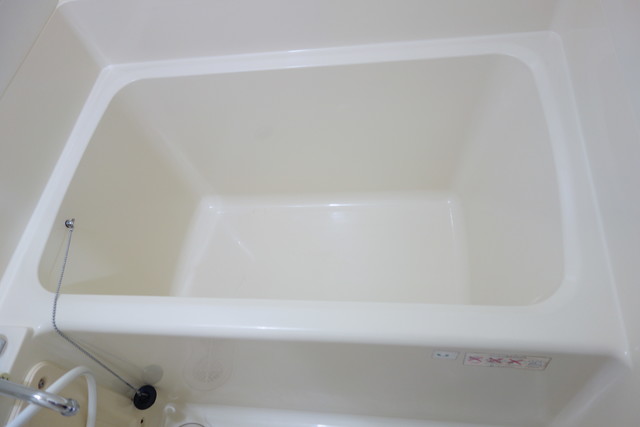 エステート旭町 203 浴室