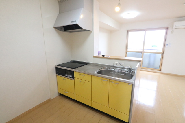 セジュールコスモス 303 キッチン