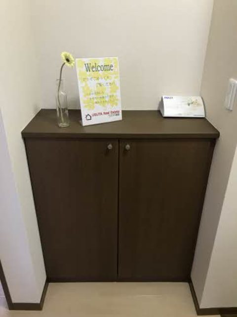 プレミール　C 105 玄関