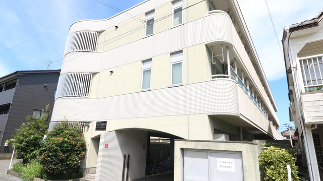 ヴィラ逢谷内 202 外観