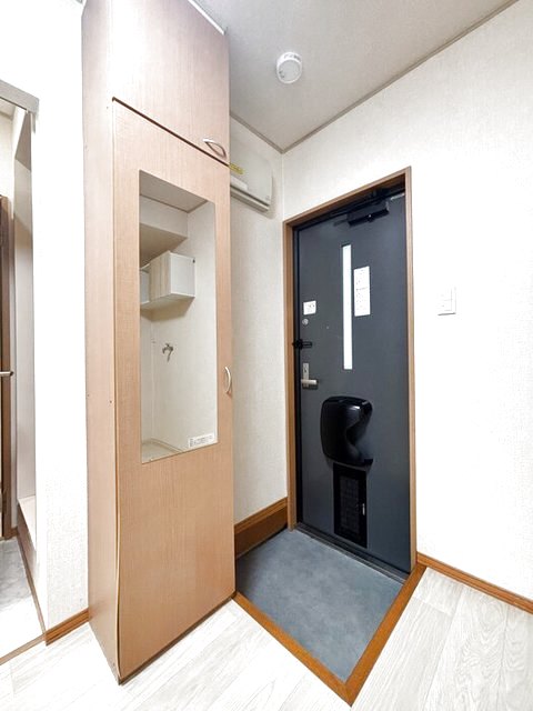 ドルフ 101 玄関