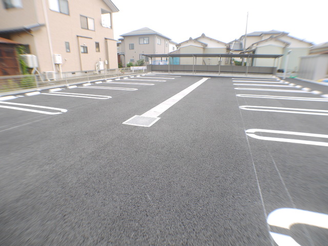 モンブラン　A 301 駐車場