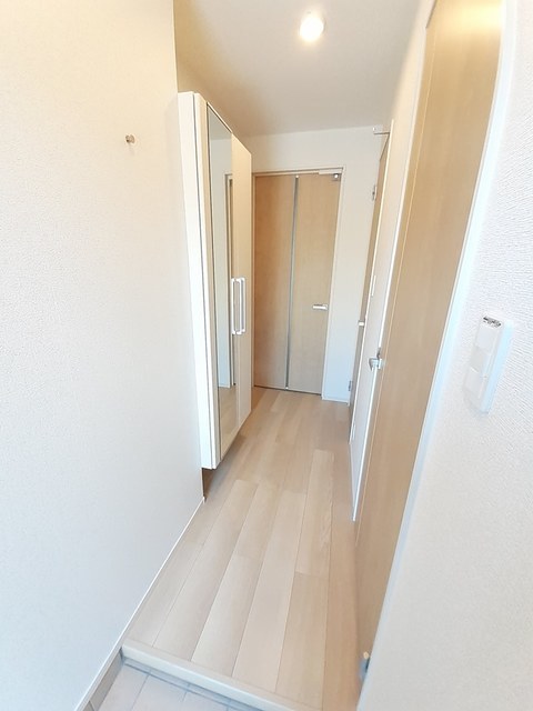 ハウス　フリーデ　Ⅱ 104 玄関