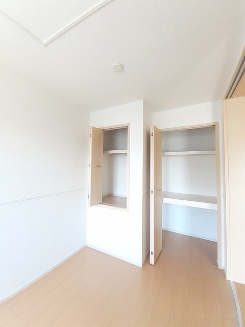 くつろぎ 203 収納