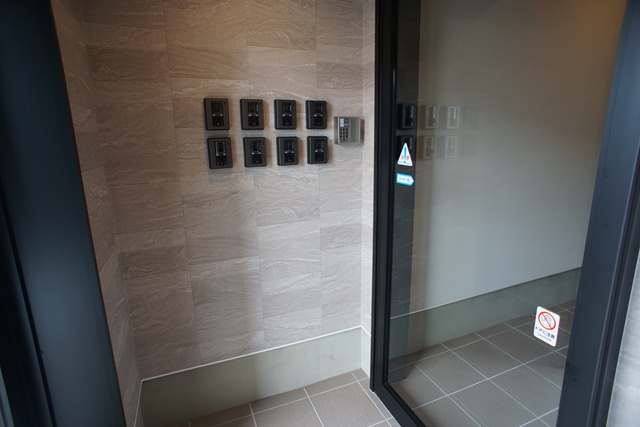 ジュピター水道町 105 玄関