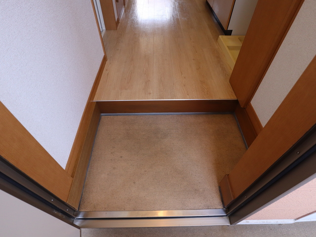 シャレー富塚町B棟 103 玄関