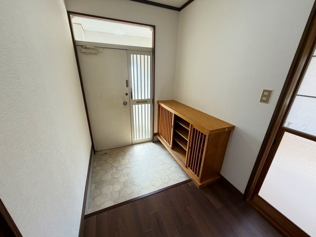 梨本貸家F 201 玄関