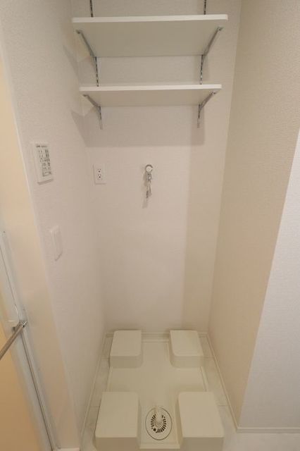 D-ROOM福住 A棟 203 洗面所
