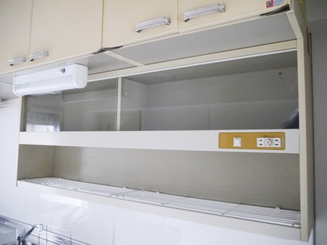 テレパレス中山　１号館 101 収納