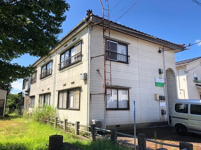 コティ 203 外観