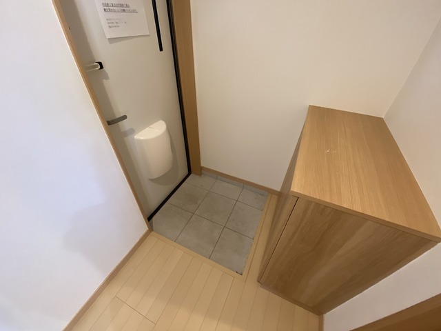 ドミールＡ 201 玄関