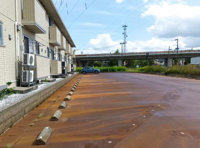 エスポワール美沢 206 駐車場